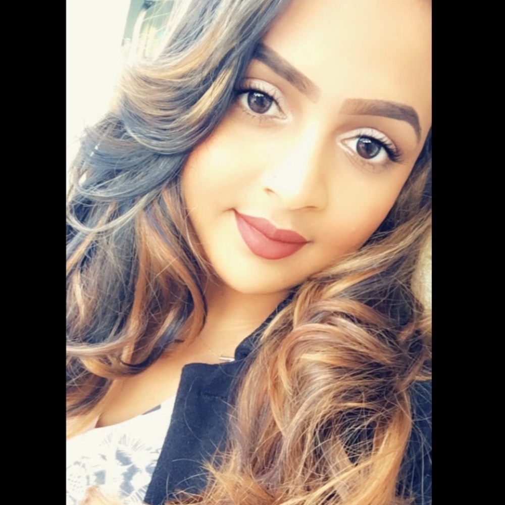 Meet your Posher, Samantha